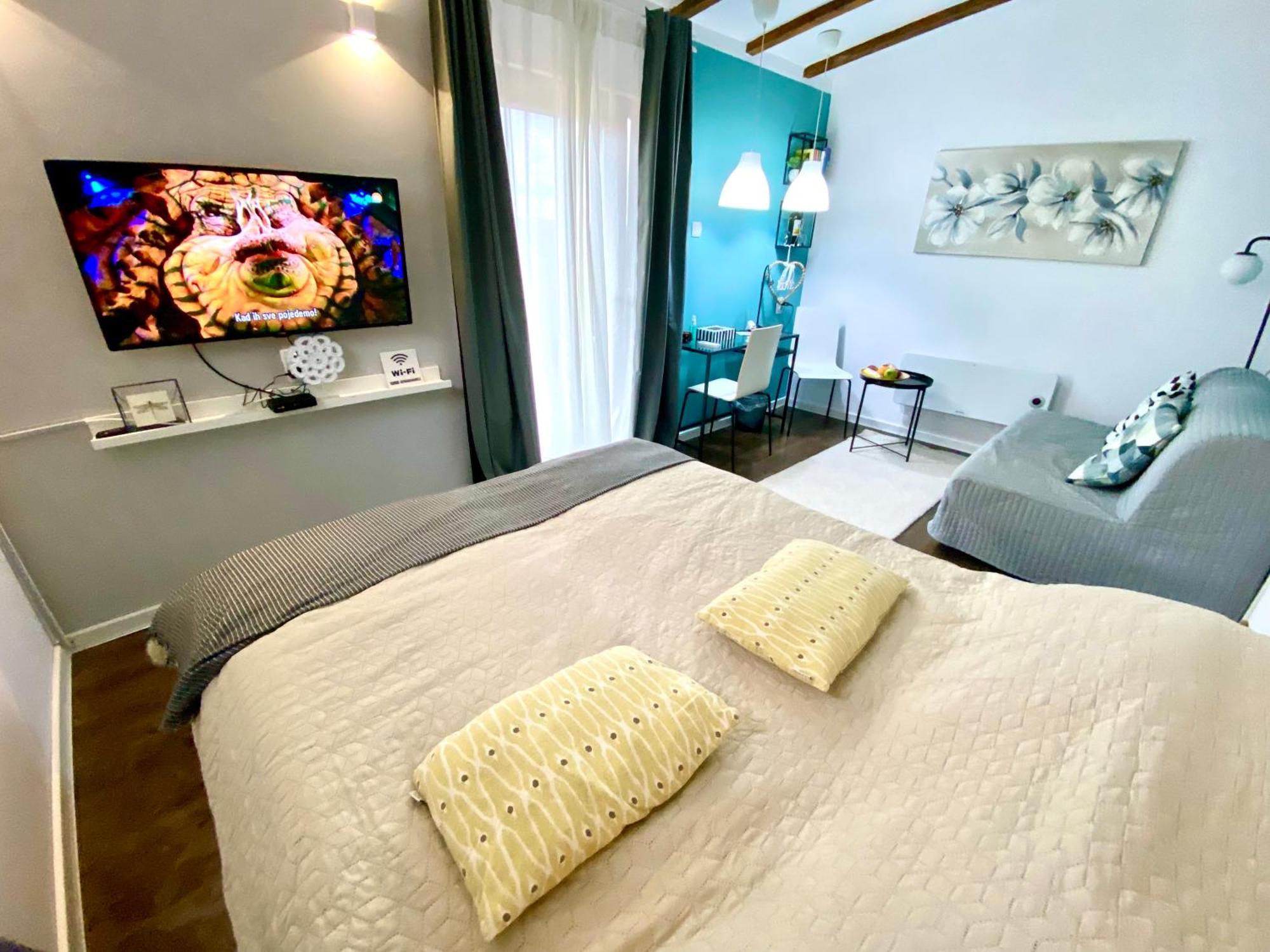 Avala Sunset Apartments เบลเกรด ภายนอก รูปภาพ